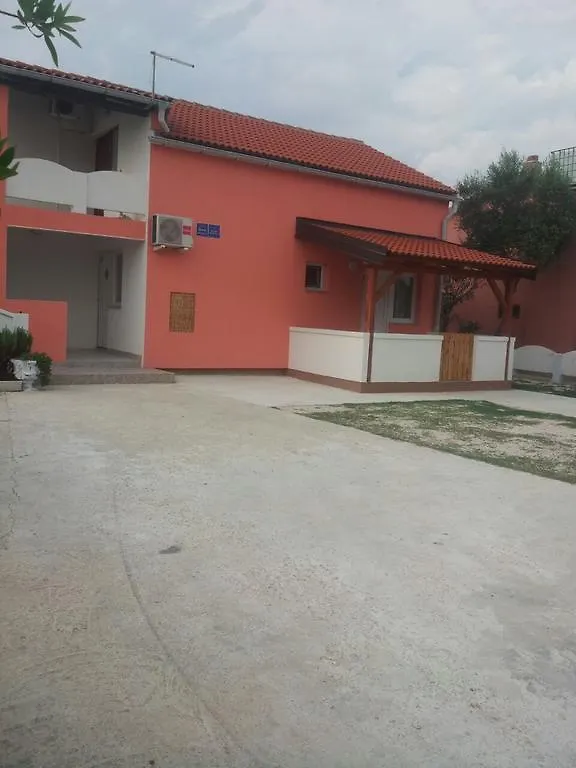 Apartments Marko Vir