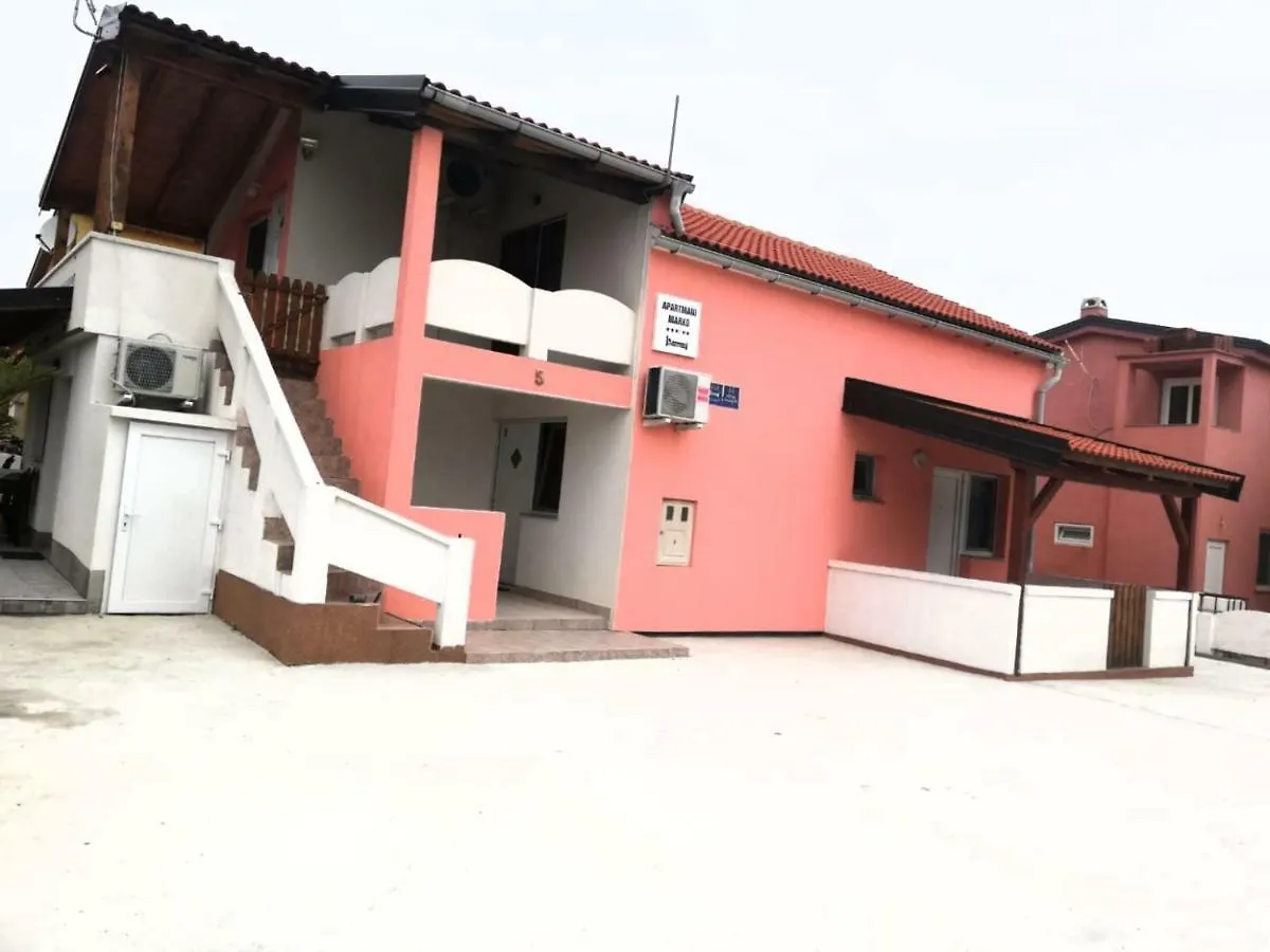 Apartments Marko Vir
