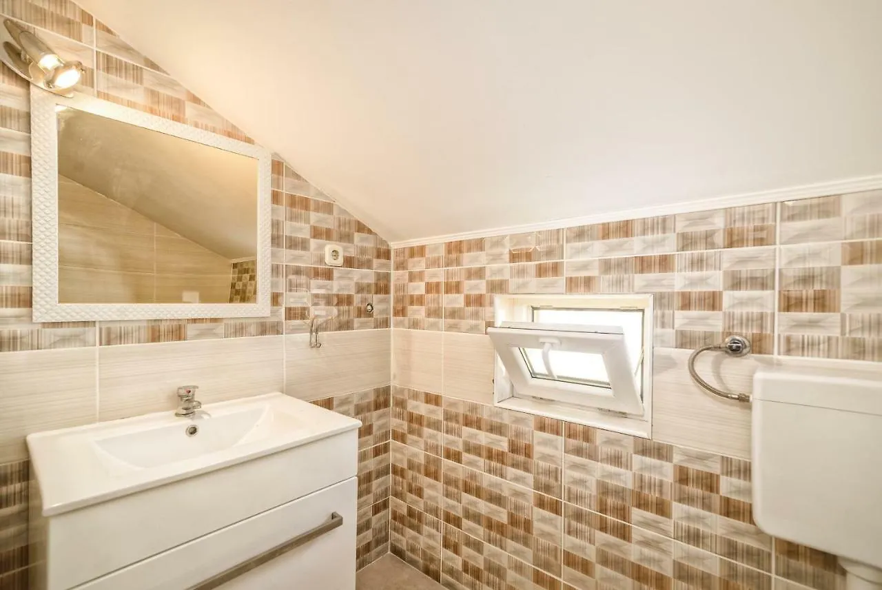 Apartments Marko Vir