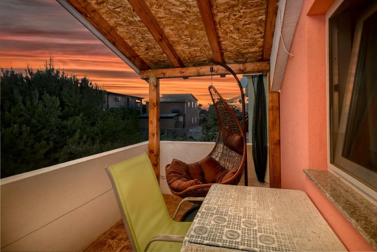 Apartments Marko Vir